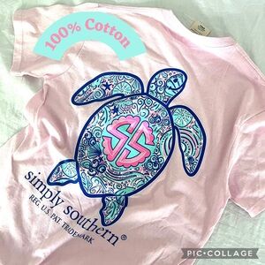 Simply Southern T shirt Light Pink Size S 100% Cotton
Short Sleeve Turtle